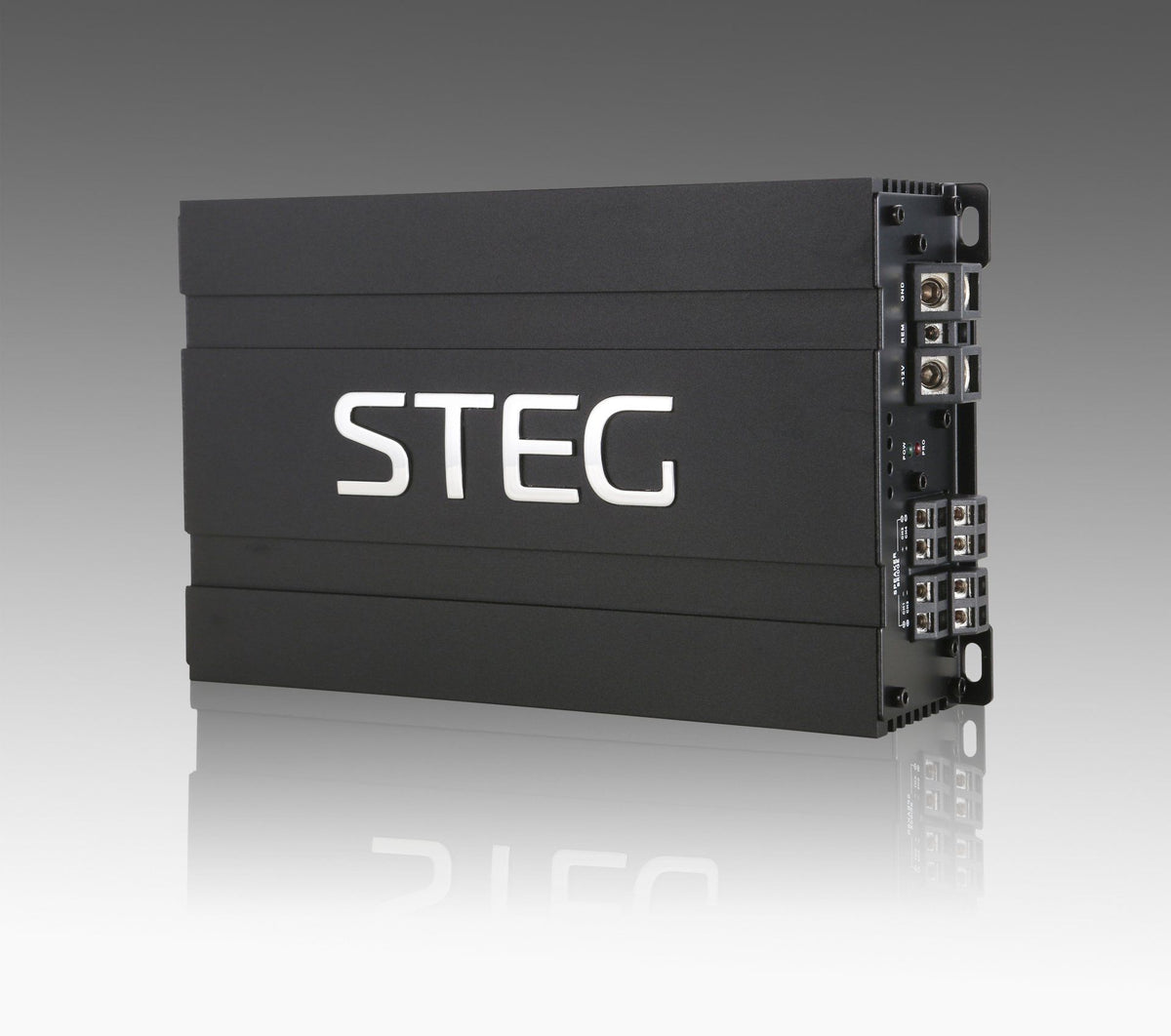 STEG DST401D – 4 Kanal Verstärker – Ansicht 3